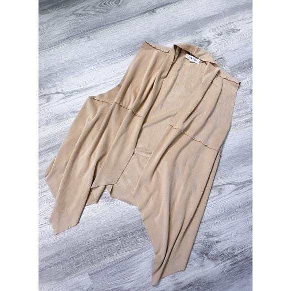 Beautiful Boho & Soft Seude Taylor and Sage Dress or Top Overlay - Picture 3 of 3